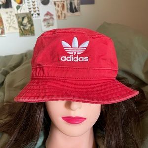 Adidas bucket hat